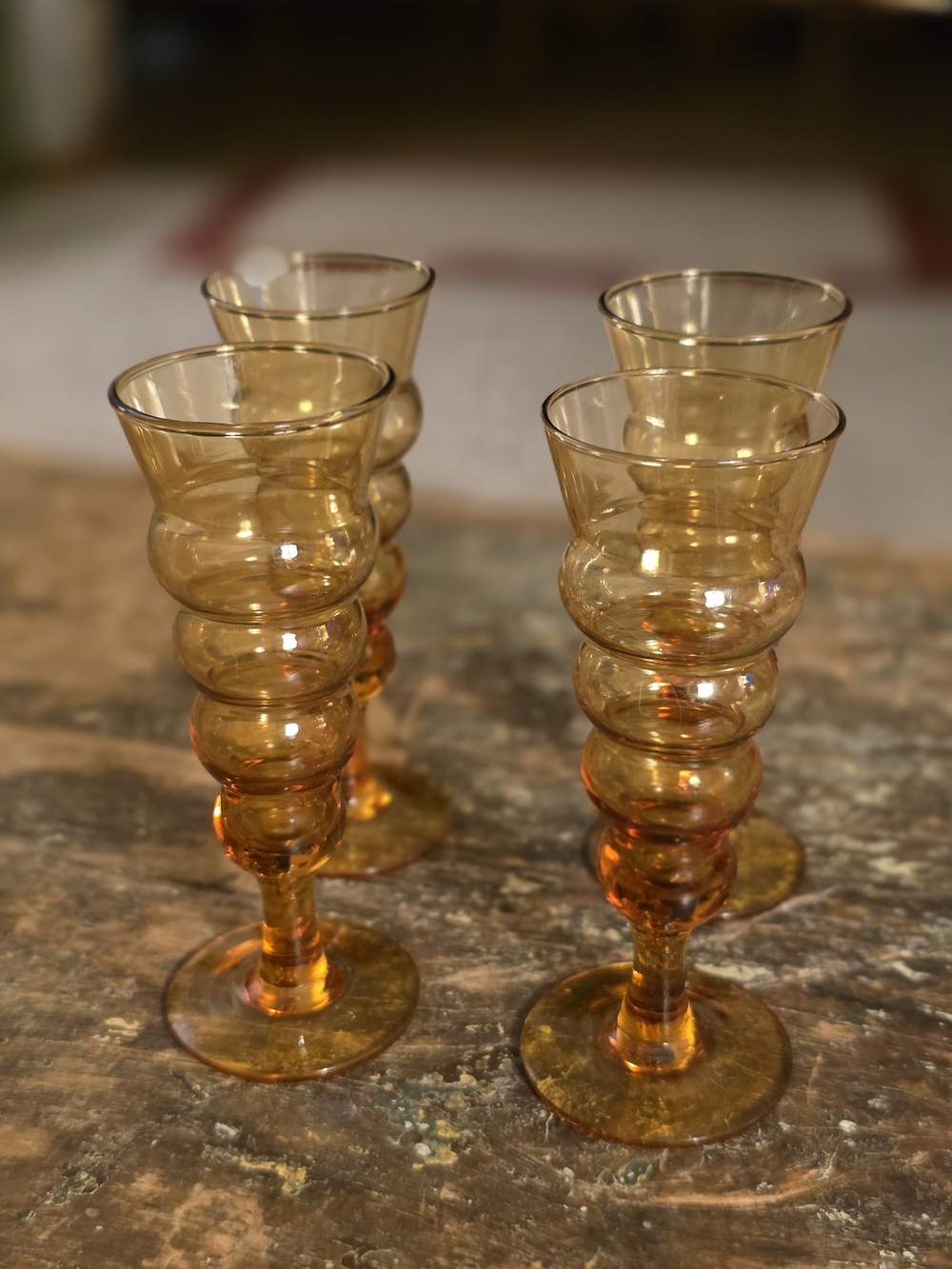 Amber Bubble Stemmed Glasses - Set of 4
